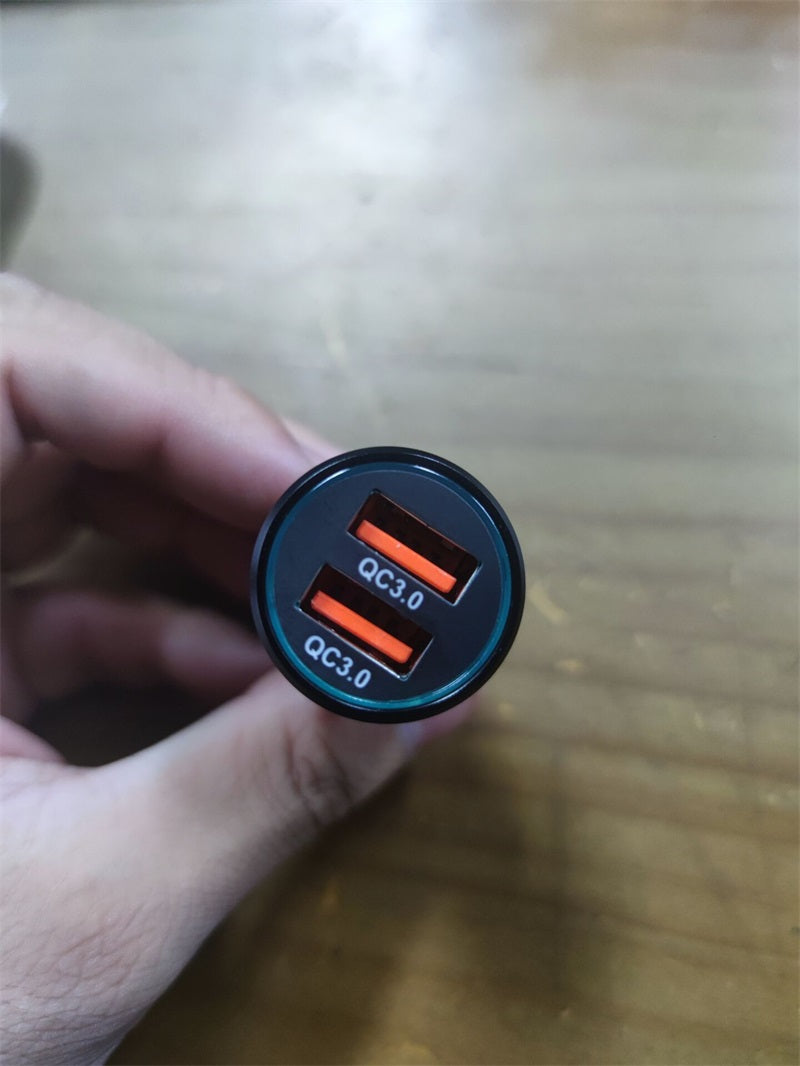 Schnelles Aufladen des Autoladegeräts Schnellladegerät-Adapter multifunktionales Doppel-USB Autoladegerät für Telefone