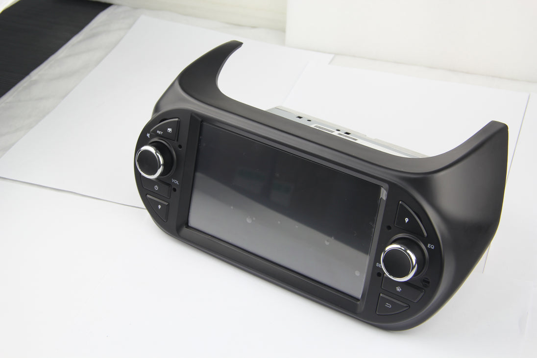 Android Autoradio für Fiat Fiorino, Citroen Nemo, Peugeot Bipper 2008-2016 mit Wireless CarPlay & Android Auto