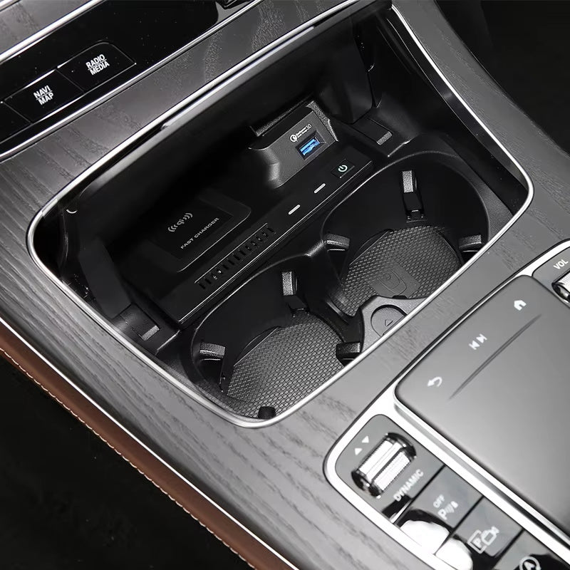 Für mercedes benz w205 amg c43 c63 amg glc43 glc63 x253 c klasse glc 10w auto kabelloses ladegerät ladegerät lade koffer